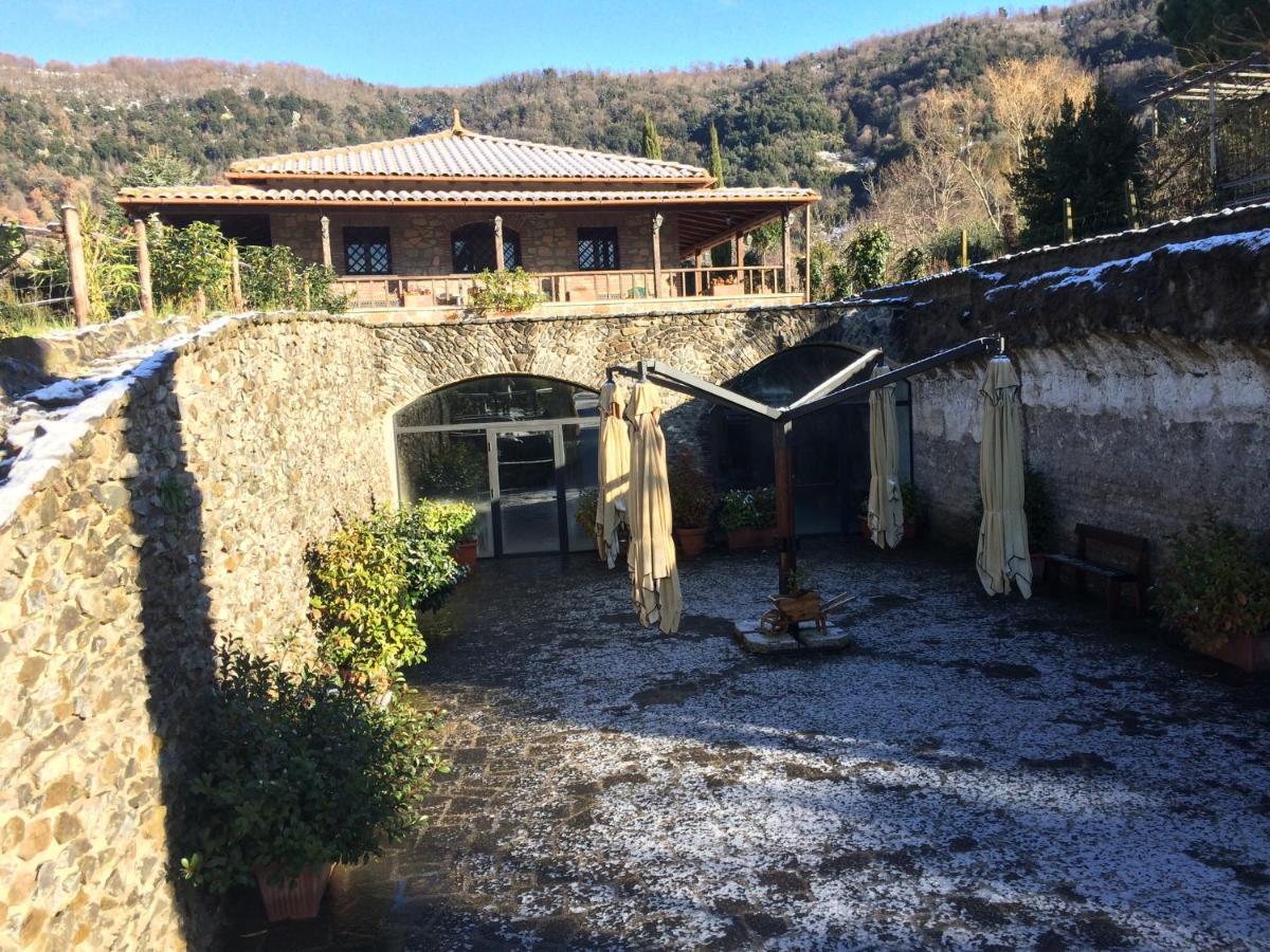 Agriturismo Le Grotte Немі Екстер'єр фото